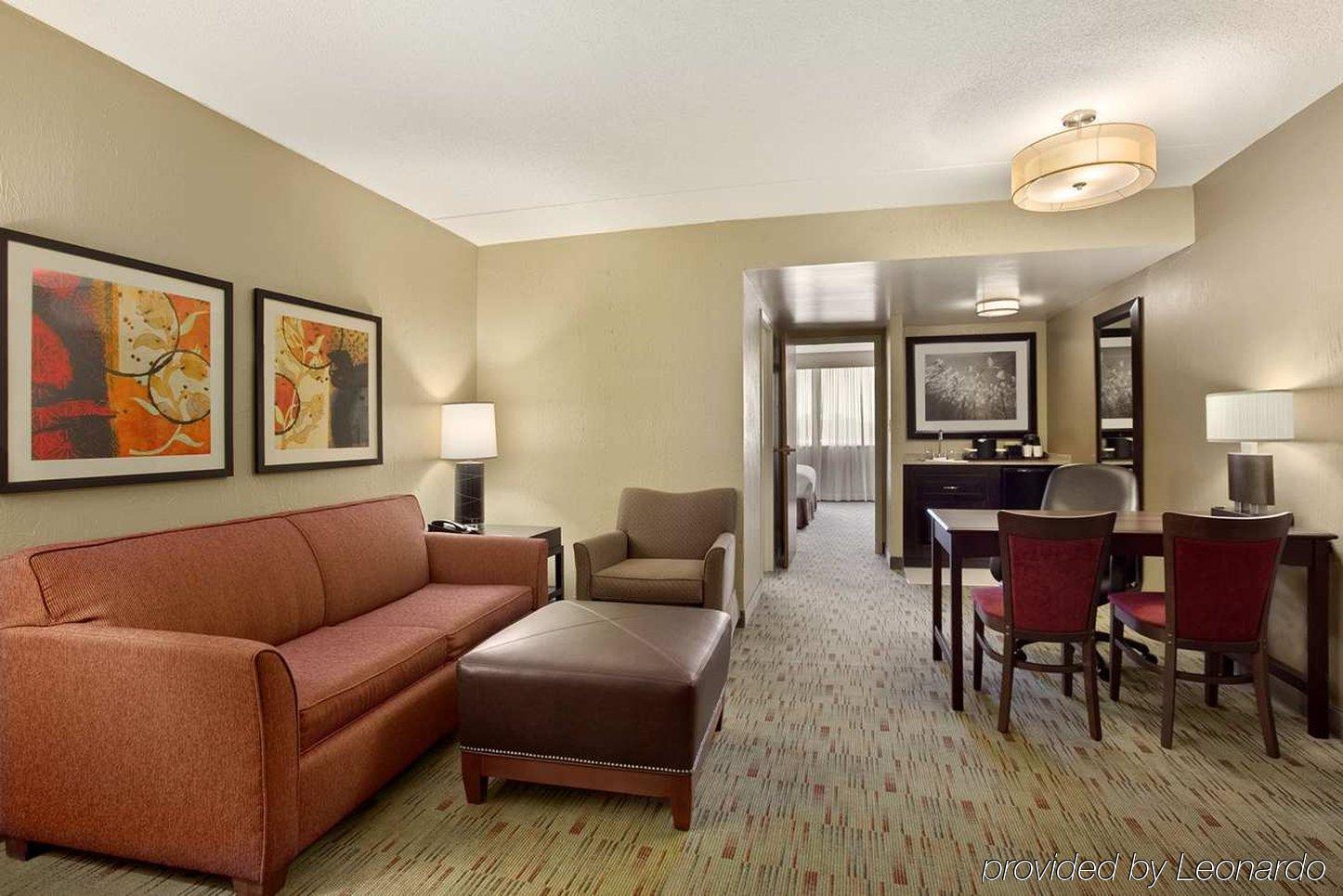 Embassy Suites By Hilton Columbus Quarto foto